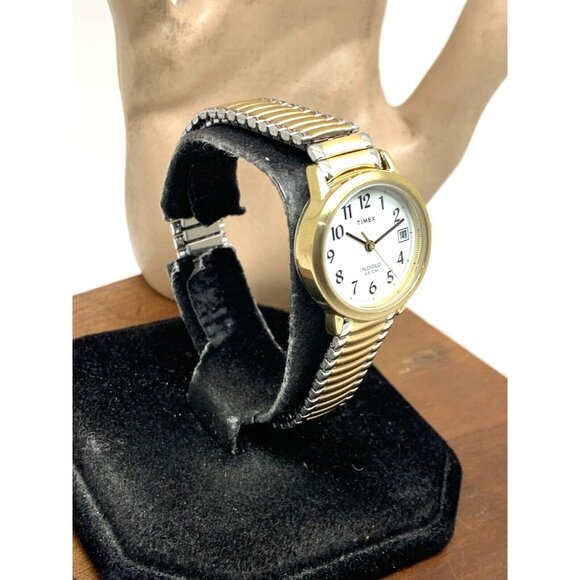 Timex Womens Watch T2H381 Indiglo Quartz Petite 2-Tone White Dial Expansion Band - Picture 14 of 14